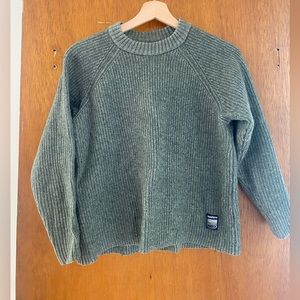 Finisterre women’s crewneck sweater